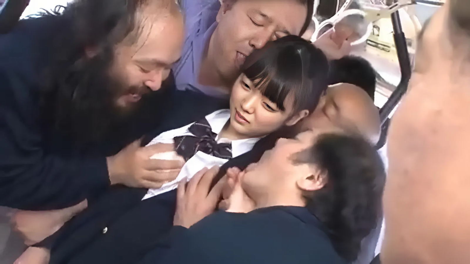 NHDTA-665 一个女学生独自坐火车的结局